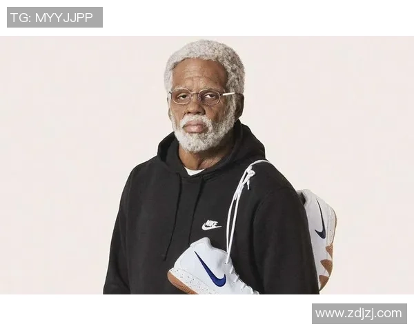 花式足球明星化身老头展现独特风采引发热议与关注